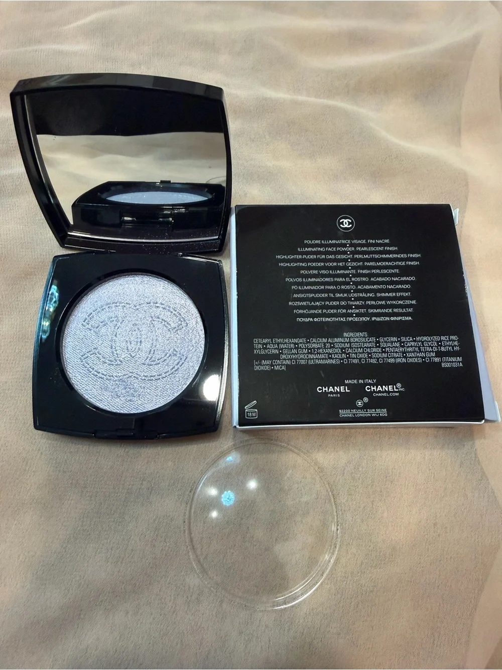 CHANEL Coco Denim Illuminating Powder